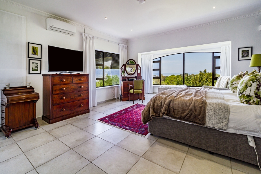 6 Bedroom Property for Sale in La Concorde Western Cape